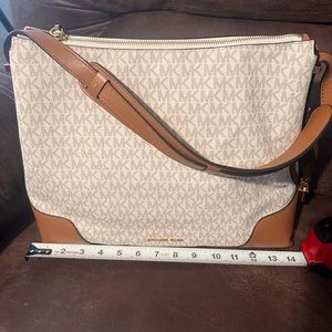 Michael Kors medium tote
